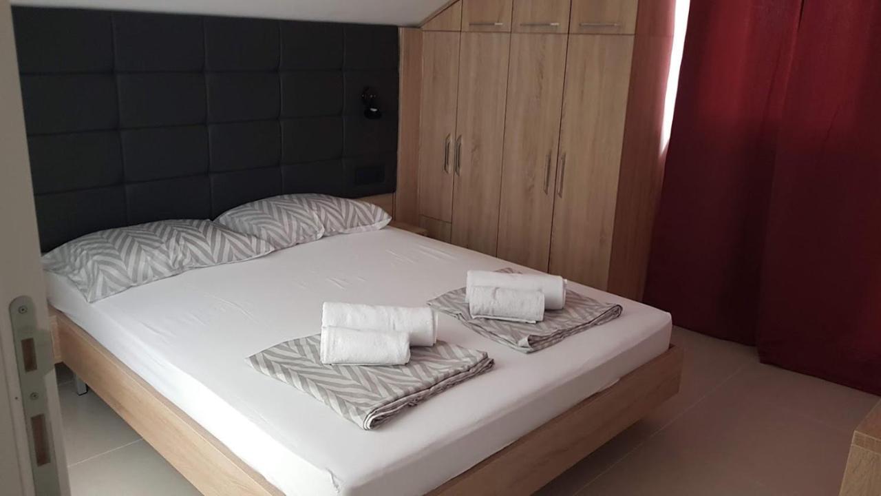 Elizabeta Deluxe Rooms Biograd Na Moru Eksteriør bilde