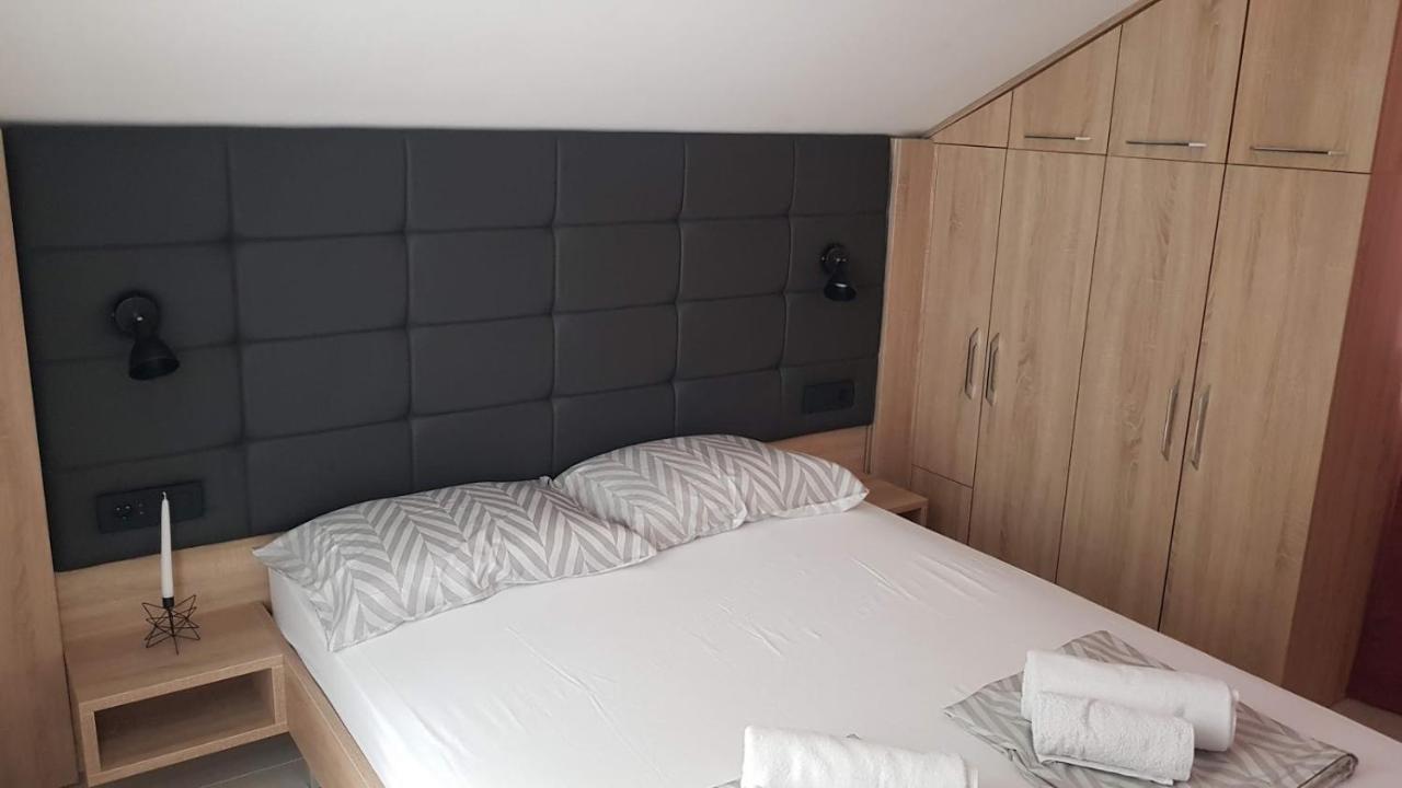 Elizabeta Deluxe Rooms Biograd Na Moru Eksteriør bilde