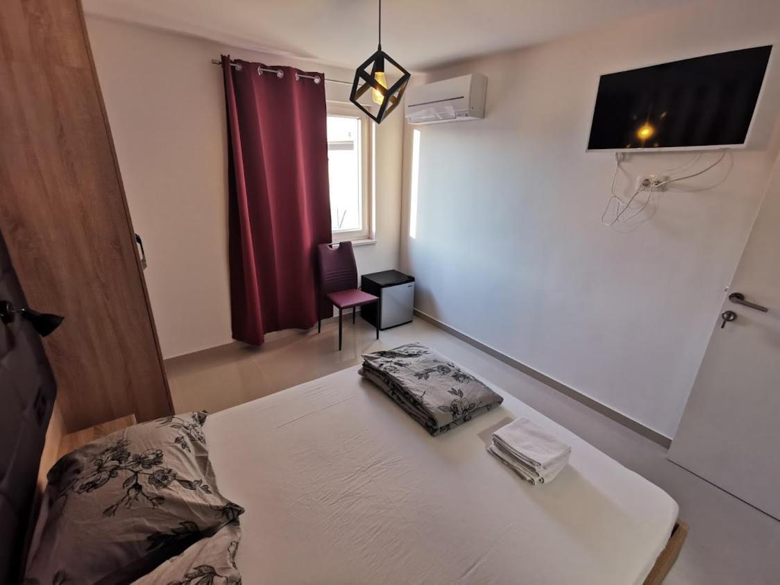 Elizabeta Deluxe Rooms Biograd Na Moru Eksteriør bilde