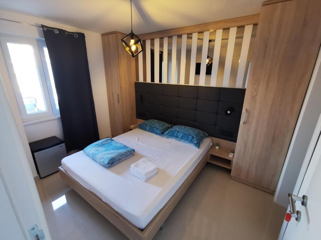 Elizabeta Deluxe Rooms Biograd Na Moru Eksteriør bilde