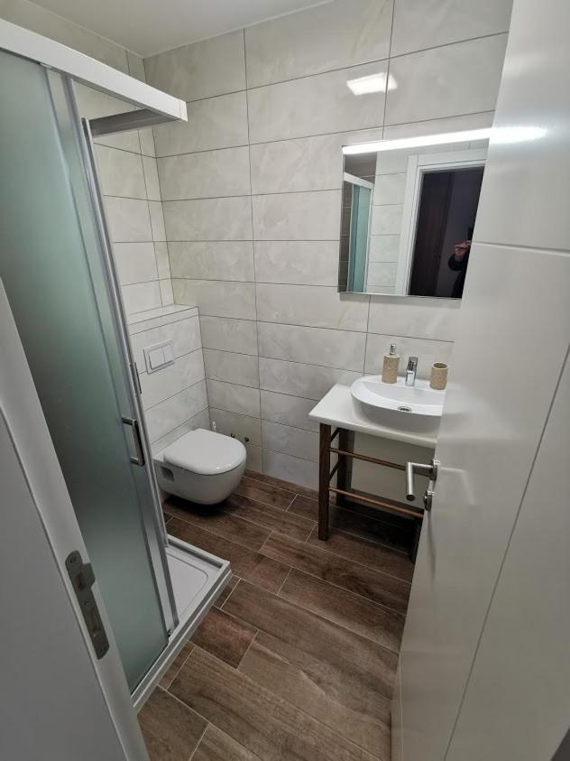 Elizabeta Deluxe Rooms Biograd Na Moru Eksteriør bilde