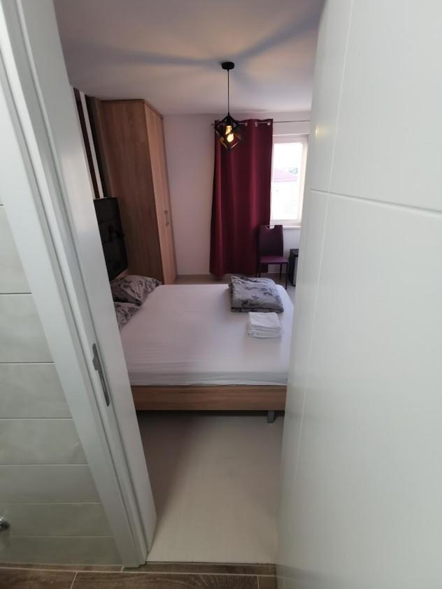 Elizabeta Deluxe Rooms Biograd Na Moru Eksteriør bilde