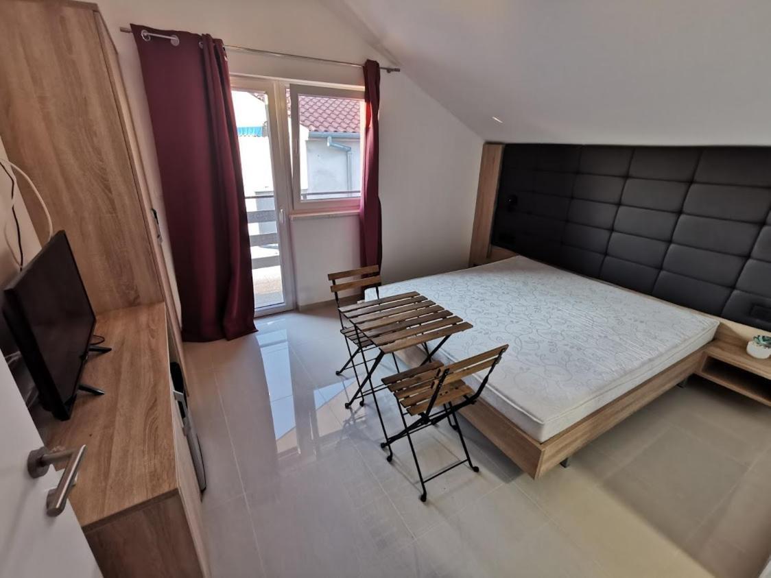 Elizabeta Deluxe Rooms Biograd Na Moru Eksteriør bilde