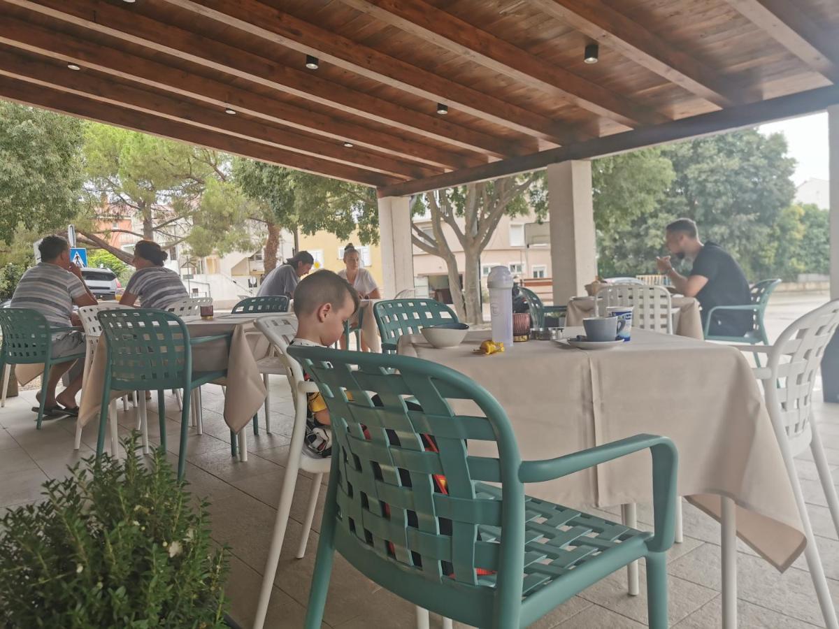 Elizabeta Deluxe Rooms Biograd Na Moru Eksteriør bilde