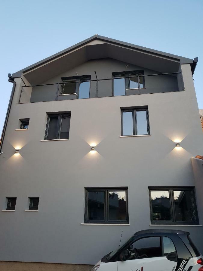 Elizabeta Deluxe Rooms Biograd Na Moru Eksteriør bilde